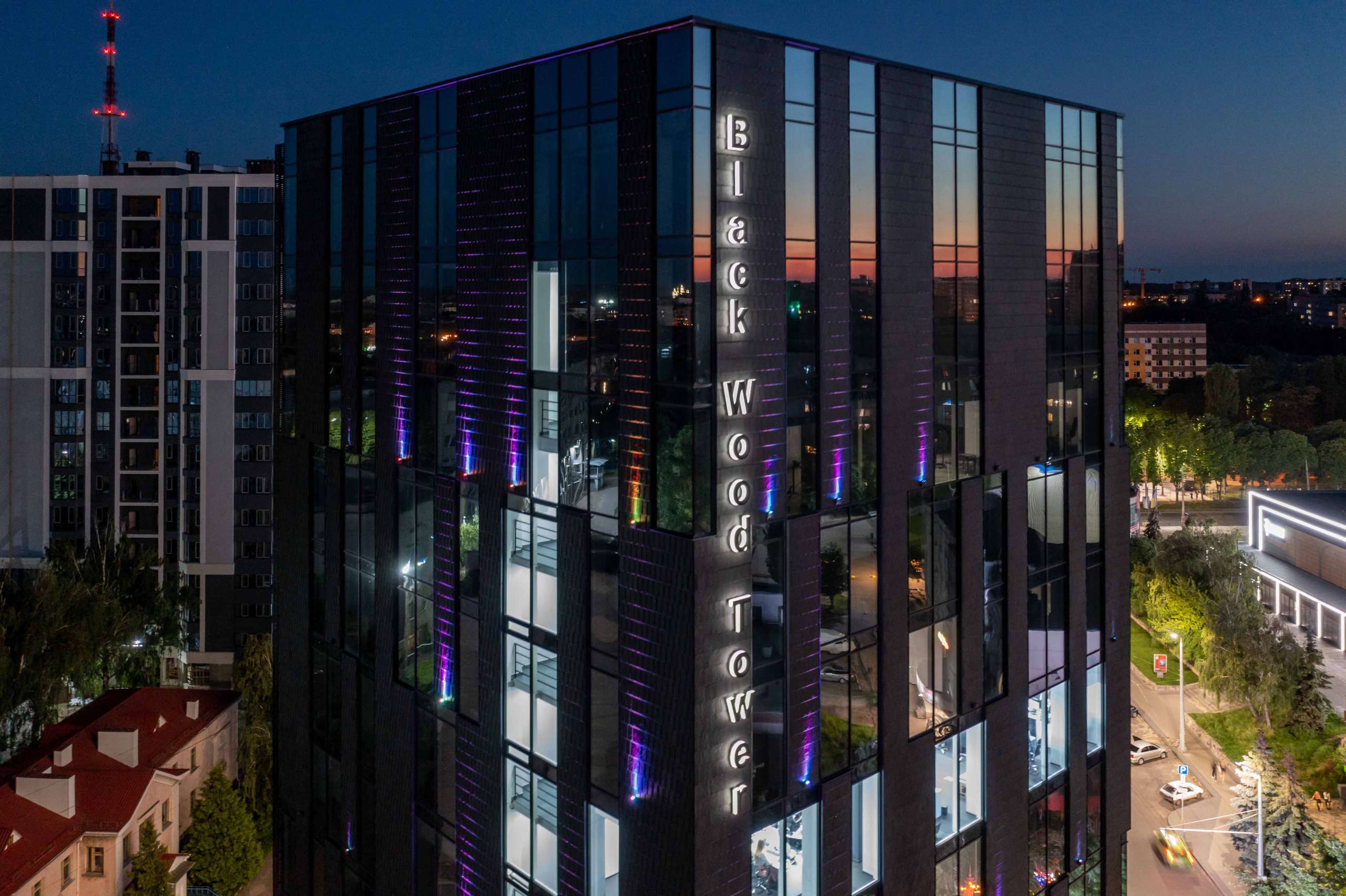 БЦ Black Wood Tower, м. Чернігів