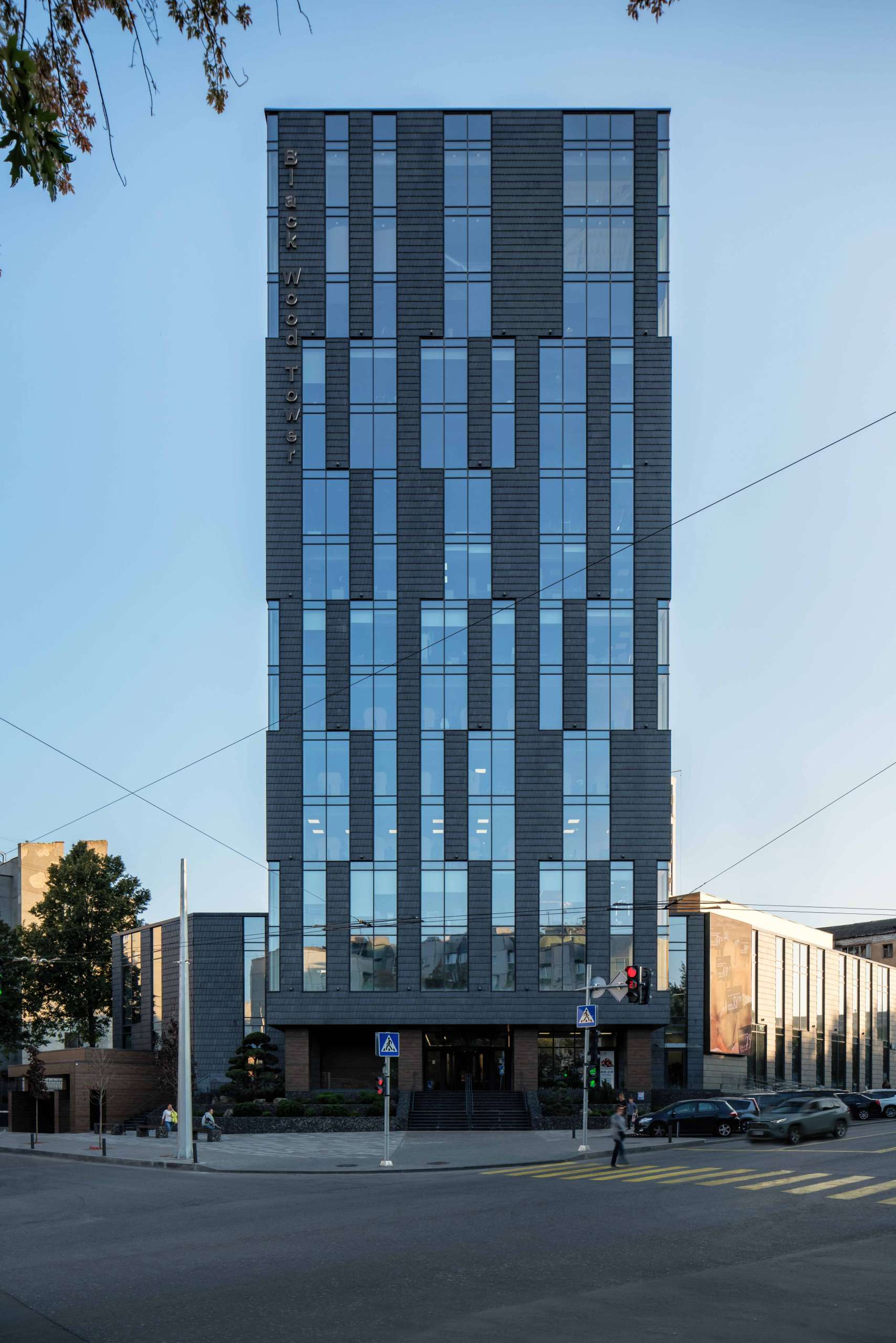 БЦ Black Wood Tower, м. Чернігів