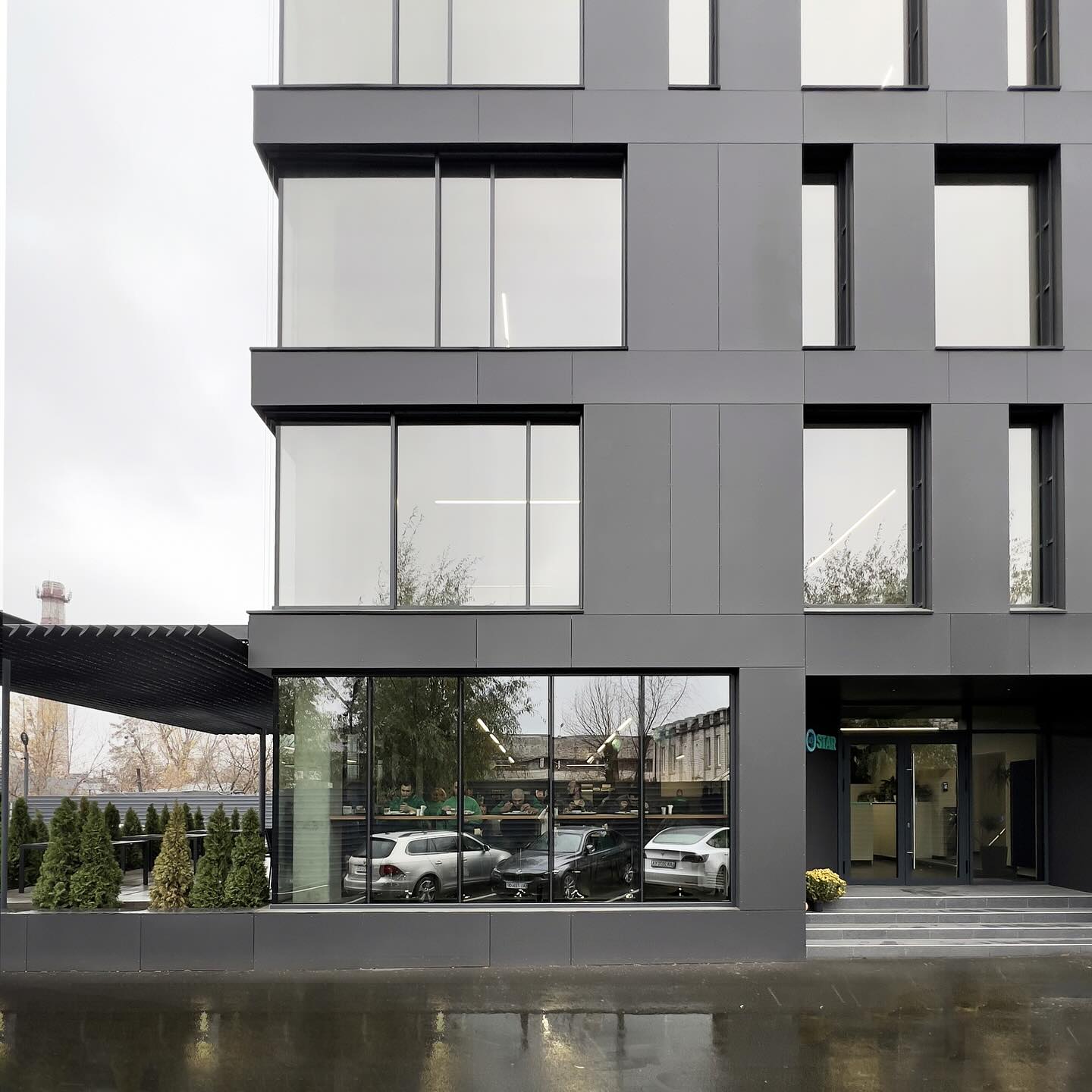 Адміністративна будівля компанії Aerostar, м. Київ