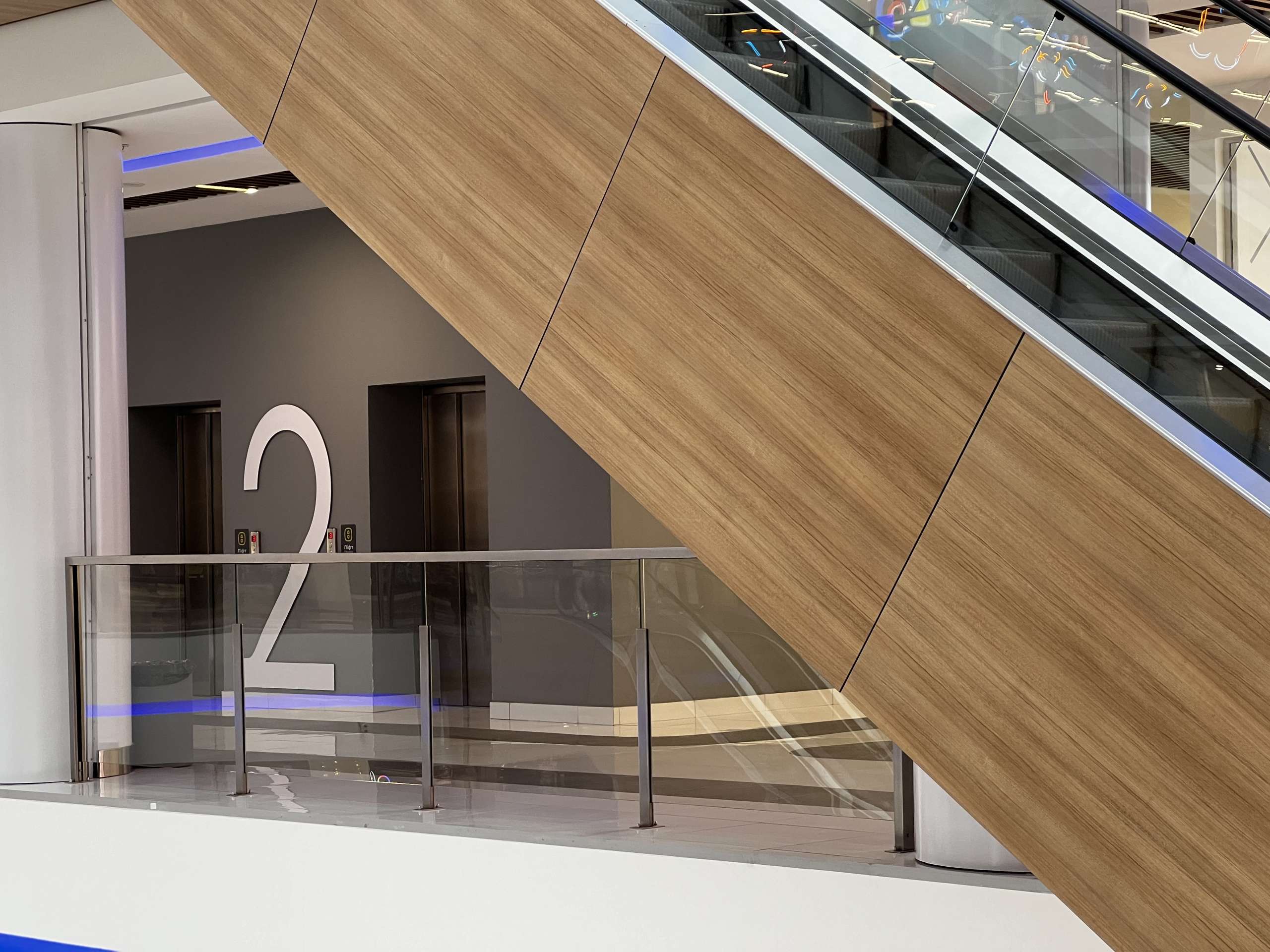 ТРЦ Велес, м. Івано-Франківськ