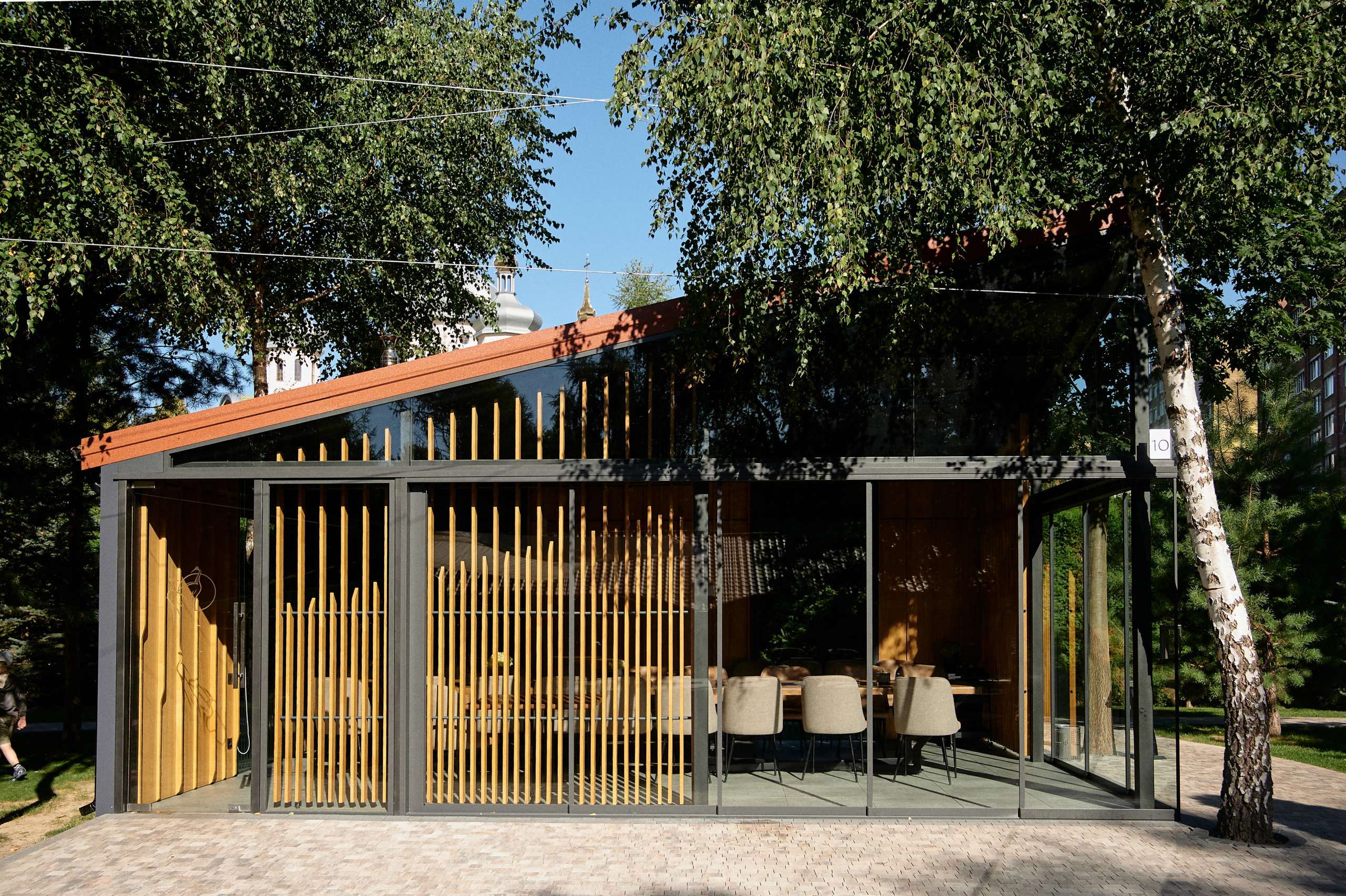 Ресторанний комплекс Срібні Лелеки, м. Луцьк