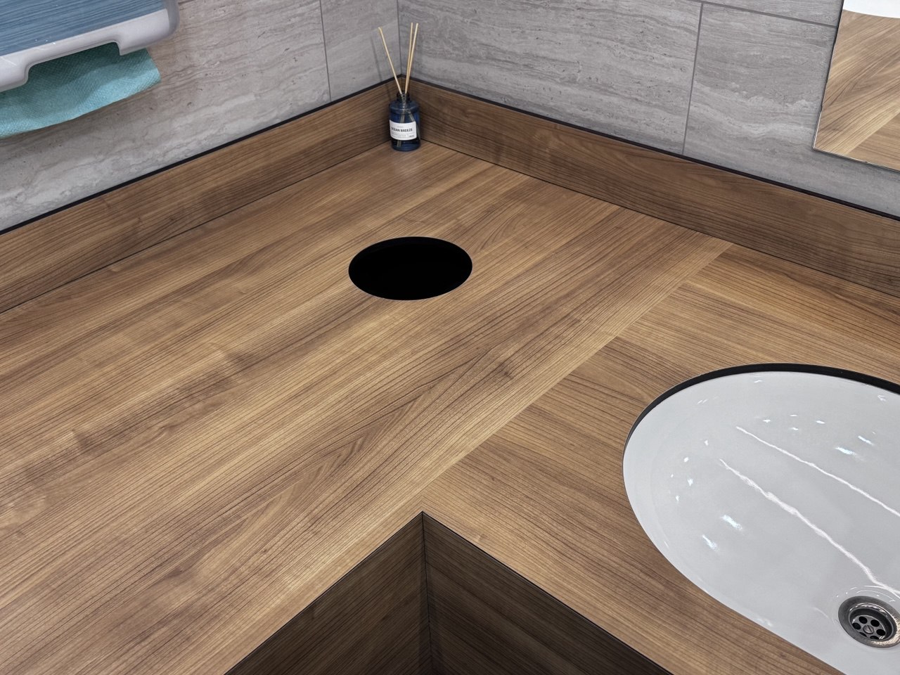 Церква Спасіння, м. Вишневе