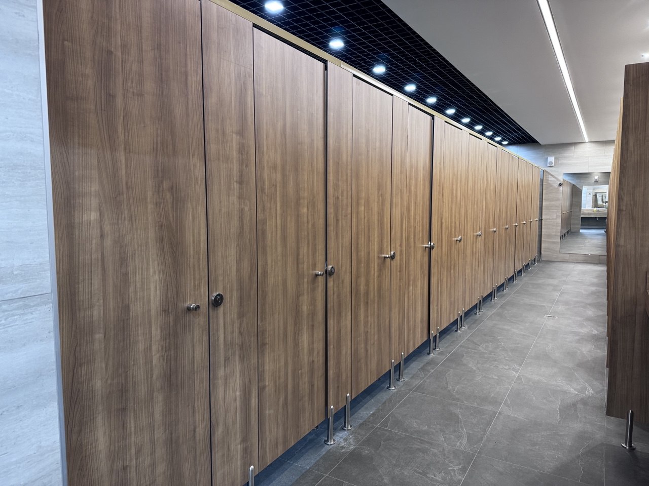 Церква Спасіння, м. Вишневе